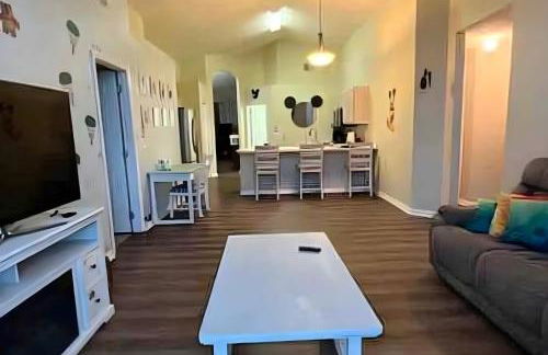 HOUSE 4 Bdr Eco ThematicSaltwater PoolGame Room - Photo 28