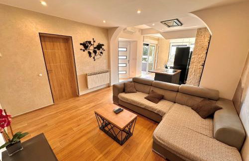 NOEL - three bedroom apartment with pool - Foto 32