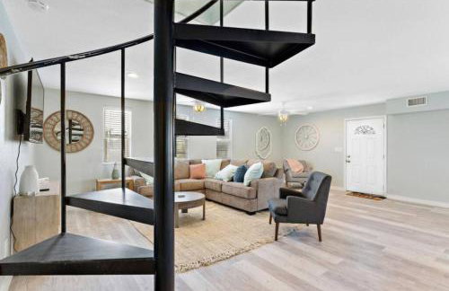 Beach house with game room just minutes from beach - Foto 8