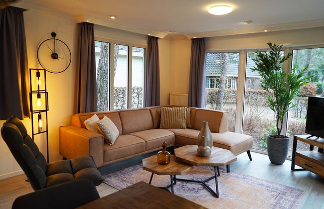 2 bedroom House in Beekbergen with swimming pool and garden - Photo 1