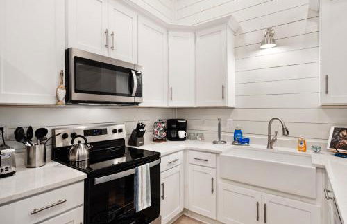 Brand New Luxury Rental on Oleander Unit A - Foto 7