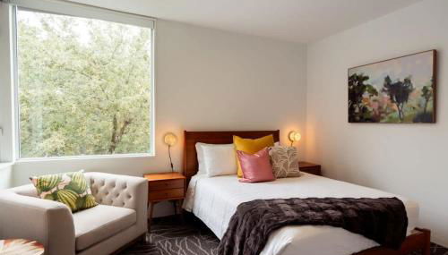 Rice Village Retreat - Rooftop deck - Sleeps 12 - Foto 5