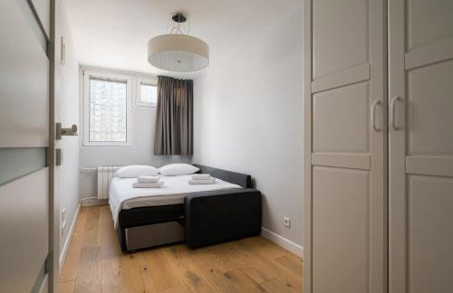 Rondo ONZ Modern Apartment by BookingHost - Foto 6