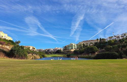 Luxe Appartement in Mijas met Zeezicht & Zwembad - Photo 46