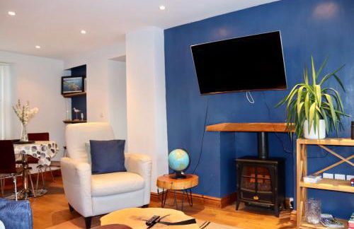 Extended Fishermans cottage with stunning sea views - Foto 7