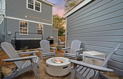 Hot Tub & Pool Table Mins to Beale Renovated - Foto 41