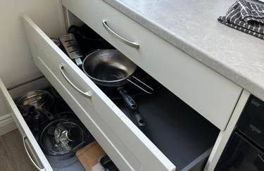 Home for 4 In rural Stoke prior 5 mins off the M5 - Foto 8