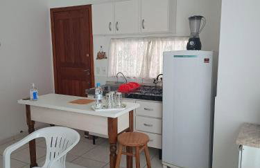 Apto 1 Quarto com Varanda e Estacionamento perto da praia - Foto 33