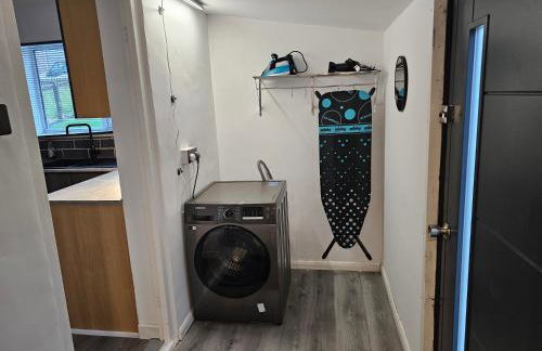 Bridgepay Modern 4 bedroom House in Cumbria - Whitehaven - Free Parking - Foto 4