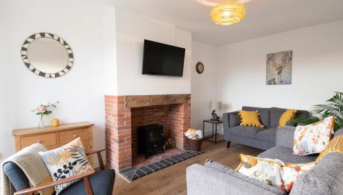 Character Cottage Nr Peak District and Alton Towers - Foto 2