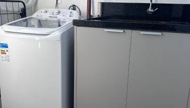 Studio Moderno c/ Piscina e Garagem - Foto 2