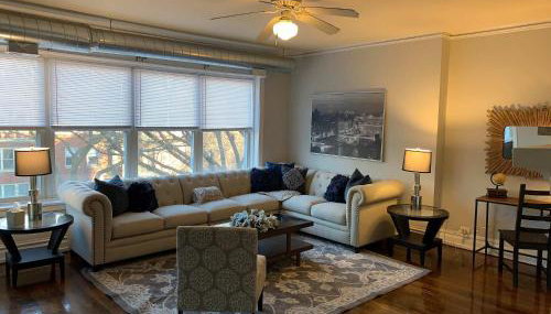 North Chicago Home - Photo 2