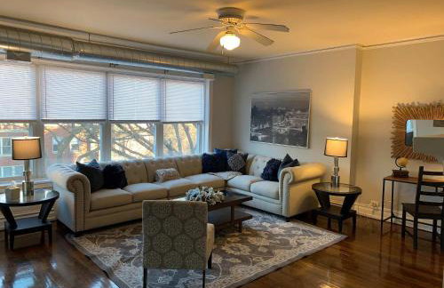 North Chicago Home - Photo 2