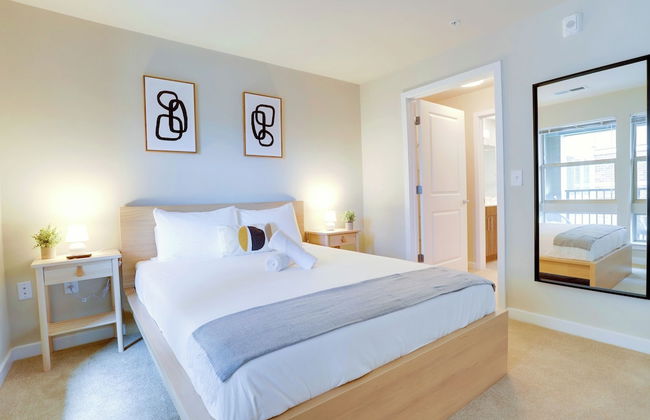 Comfort Apartments Near Capitol City - Photo 17