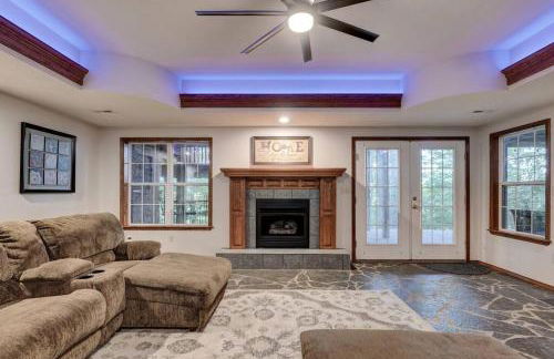 Rural 6 bedroom cabin - With a Hot Tub! - Foto 13