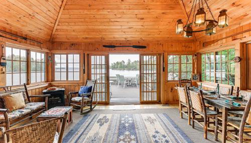 Lakefront Adirondacks Home Lake George Oasis! - Foto 4