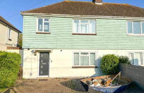 Modern Family Home near Reculver - Sleeps 8 - Pets Friendly! - Photo 35