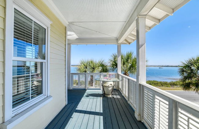 The Dolphins of Salt Run - Foto 27