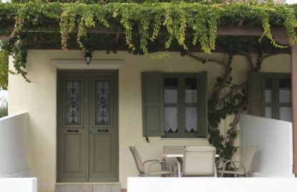 Aeolus pool apts - Photo 17