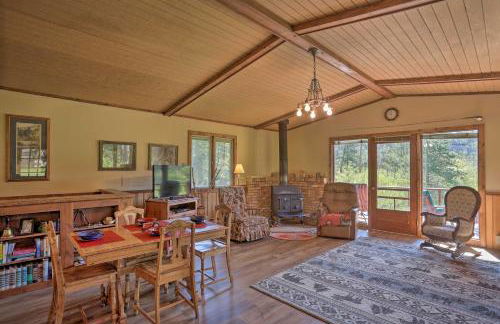 Creekside Rapid City Cabin with Deck on 30 Acres! - Foto 5