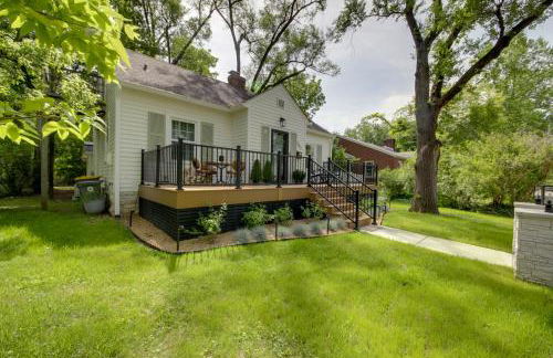 Renovated Bloomington Home - Steps to Campus! - Photo 14