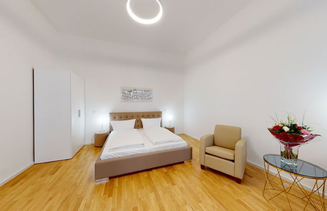 ALON HOMES Vienna – Premium City Center Apartments - Photo 6