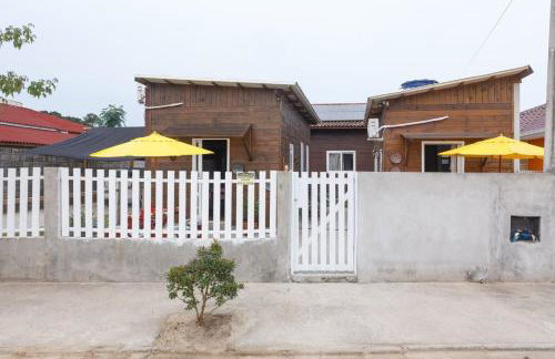 Casa 2 quartos, 6 pessoas, perto da praia, ar condicionado, wi-fi, cozinha completa, lavanderia, - Foto 15