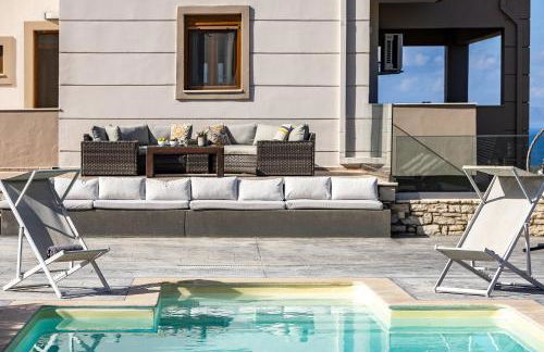 Villa Aris: A Serene Experience, 3BRs, Pool & Bbq - Photo 10