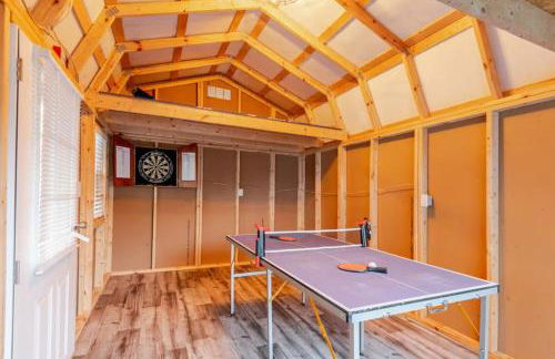 Private Ranch - Entire Home - 3 Bed Room - Hot Tub - King Bed - Fenced Yard - Pets & Kids Welcome - Game Shed - Free WiFi - Foto 41