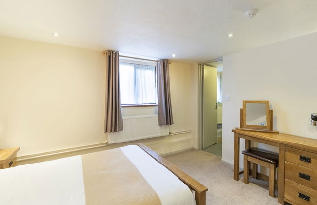 OYO Elm Farm Country House, Norwich Airport - Photo 5