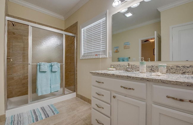 4 Beautiful 4 Bed 3 Bath Pool Home w Free Dock - Foto 23