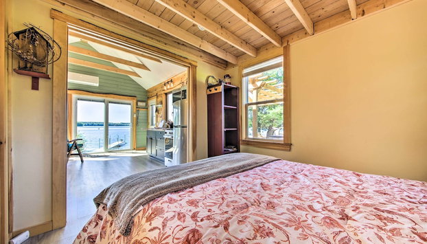 Quaint Oakland Getaway on East Pond Lake - Foto 4, Interior