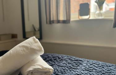 1 Bed Apartment Marple with Work Space - Foto 31