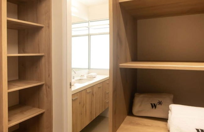 w Spotless 2BR With Balcony in Miraflores - Photo 12