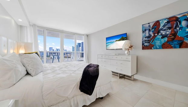 Epic Views and Emerald Water Penthouse - Foto 5, Habitación