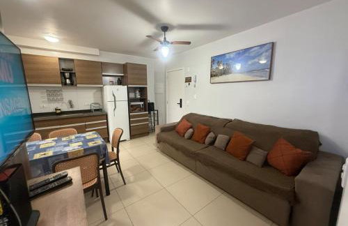 Lindo Ap - CENTRO- piscina, churrasqueira gourmet, maquina lava e seca e wifi roupas cama - Foto 46