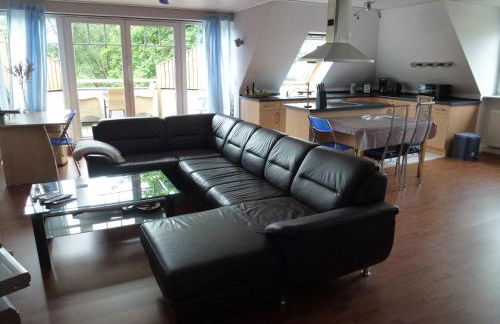 Moderne Maisonette-Wohnung am Karpfenteich; modern Apartment with view of the carp pond - Foto 9