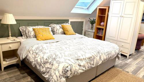 The Honeysuckle Coop - Photo 3