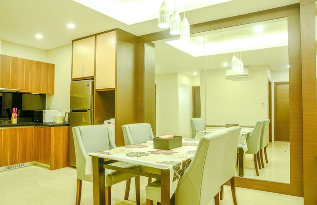Spacious and Modern L'Avenue Apartment - Photo 17