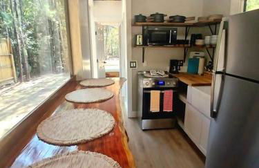 Waterfront Container House In A Magical Forest! - Foto 14