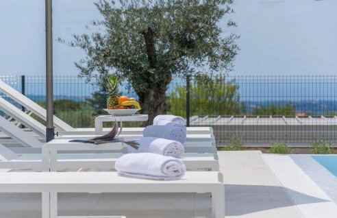 Villa Gabrijela Kastelir - Foto 18