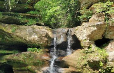 Cozy Spring Night HotTub Firepit PetFriendly Patio - Foto 55