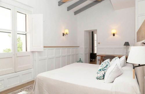 A historic XVI century beach home near Barcelona - Photo 44