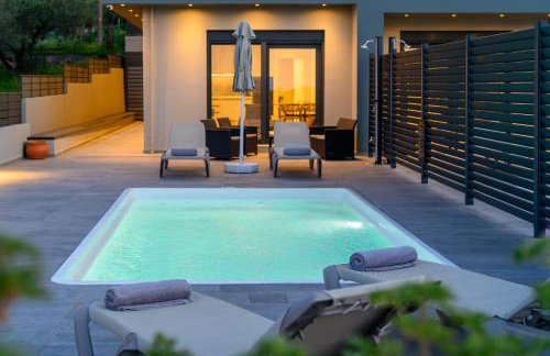 Limi Deluxe Sea View Suites - Private Pools - Foto 17