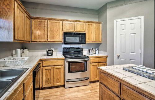 Pet-Friendly Family Home in Hutto with Private Yard! - Foto 8