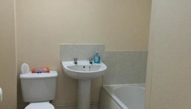 Modern Two Bedroom Two Bathroom Apartment - Foto 5