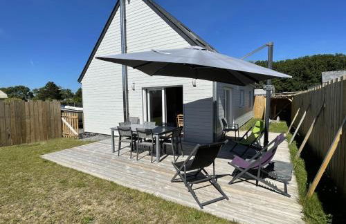 Villa moderne au calme, terrasse, jardin clos, à 500m de la plage de Kairon, proche commerces et loisirs - FR-1-361-372 - Photo 1