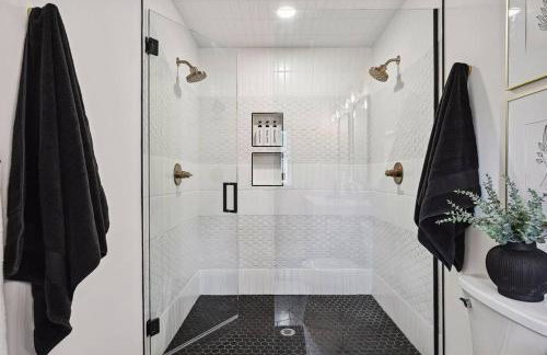 Luxury Cowdry Cottage Lake Home - Foto 11