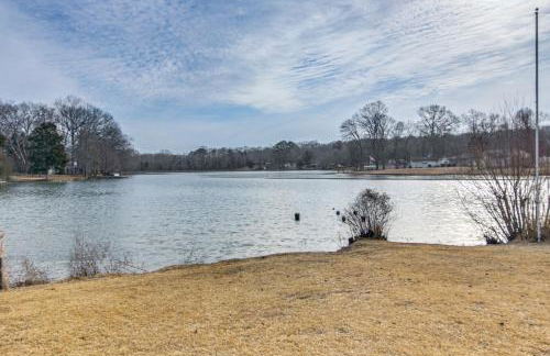 Bring Your Pup! Waterfront Cedar Pines Getaway - Foto 24