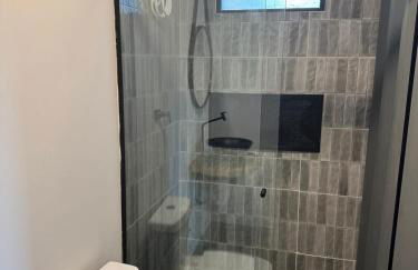 Refugio Moderno com Piscina Quente e Por do Sol - Foto 21